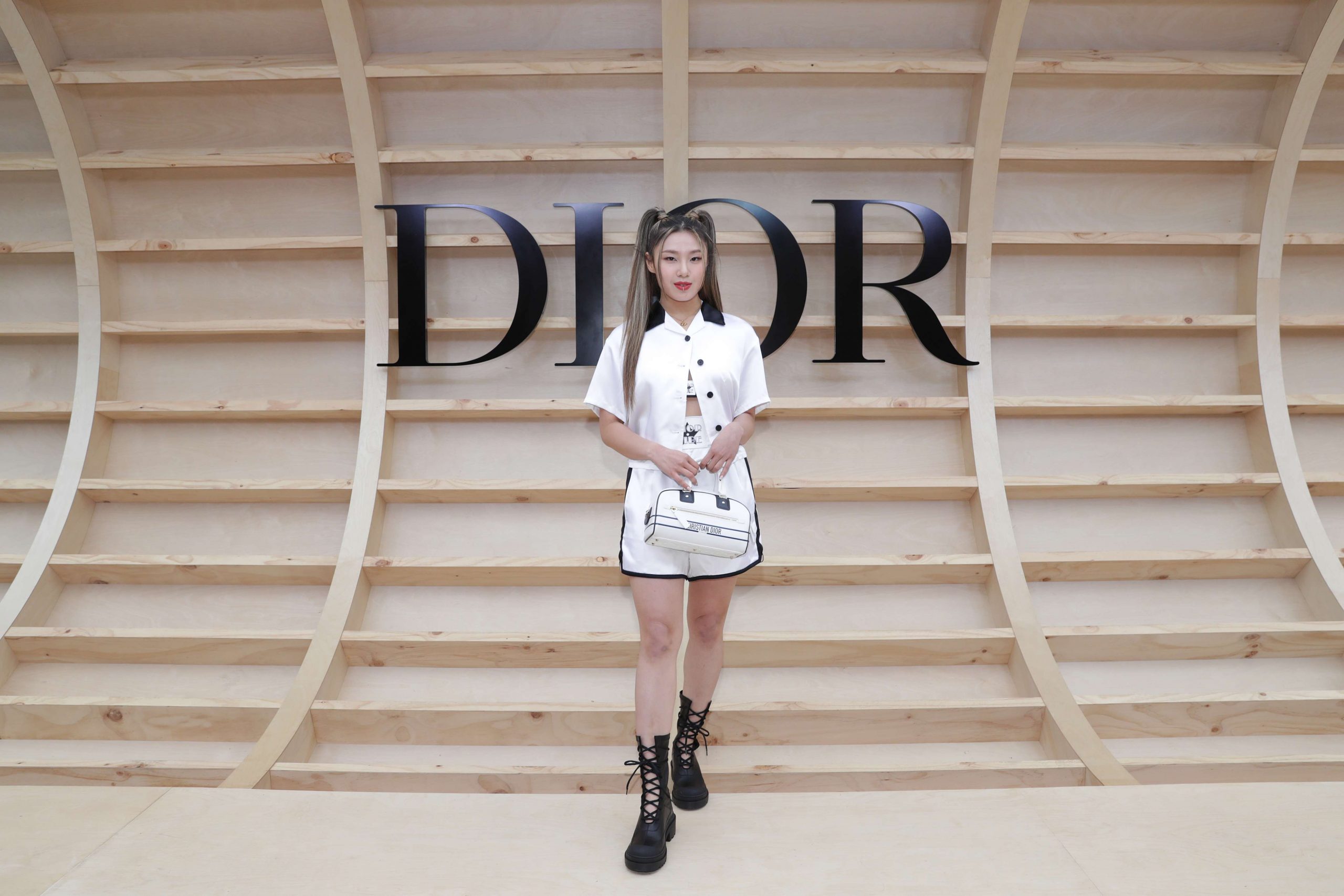 lee jung tại show diễn dior