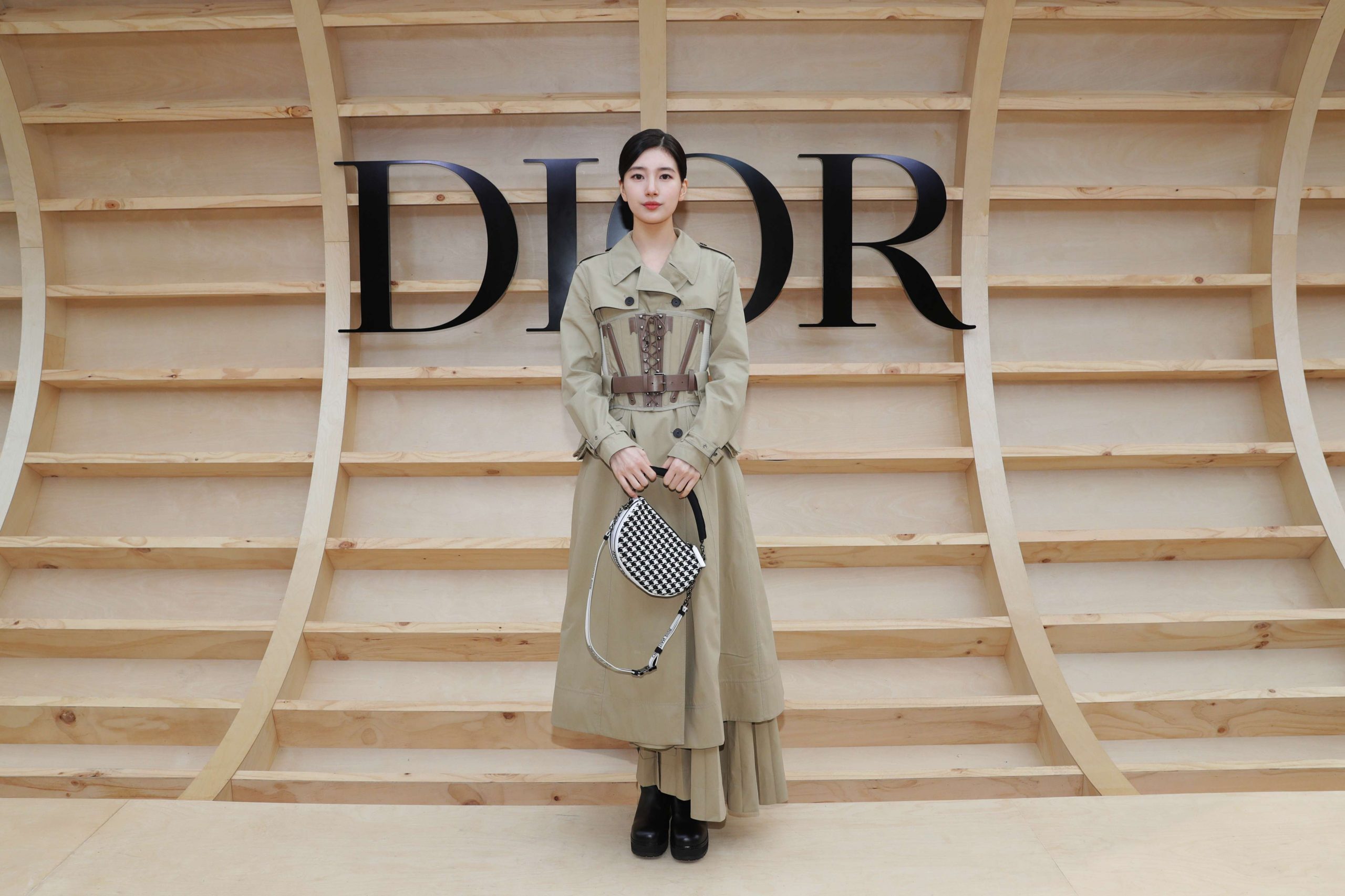 bae suzy dior 2022