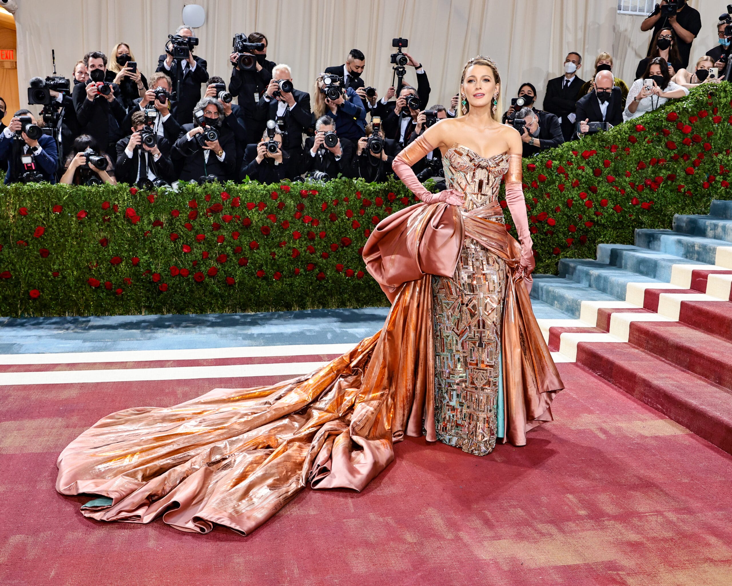 Thảm đỏ Met Gala 2022 của Blake Lively 