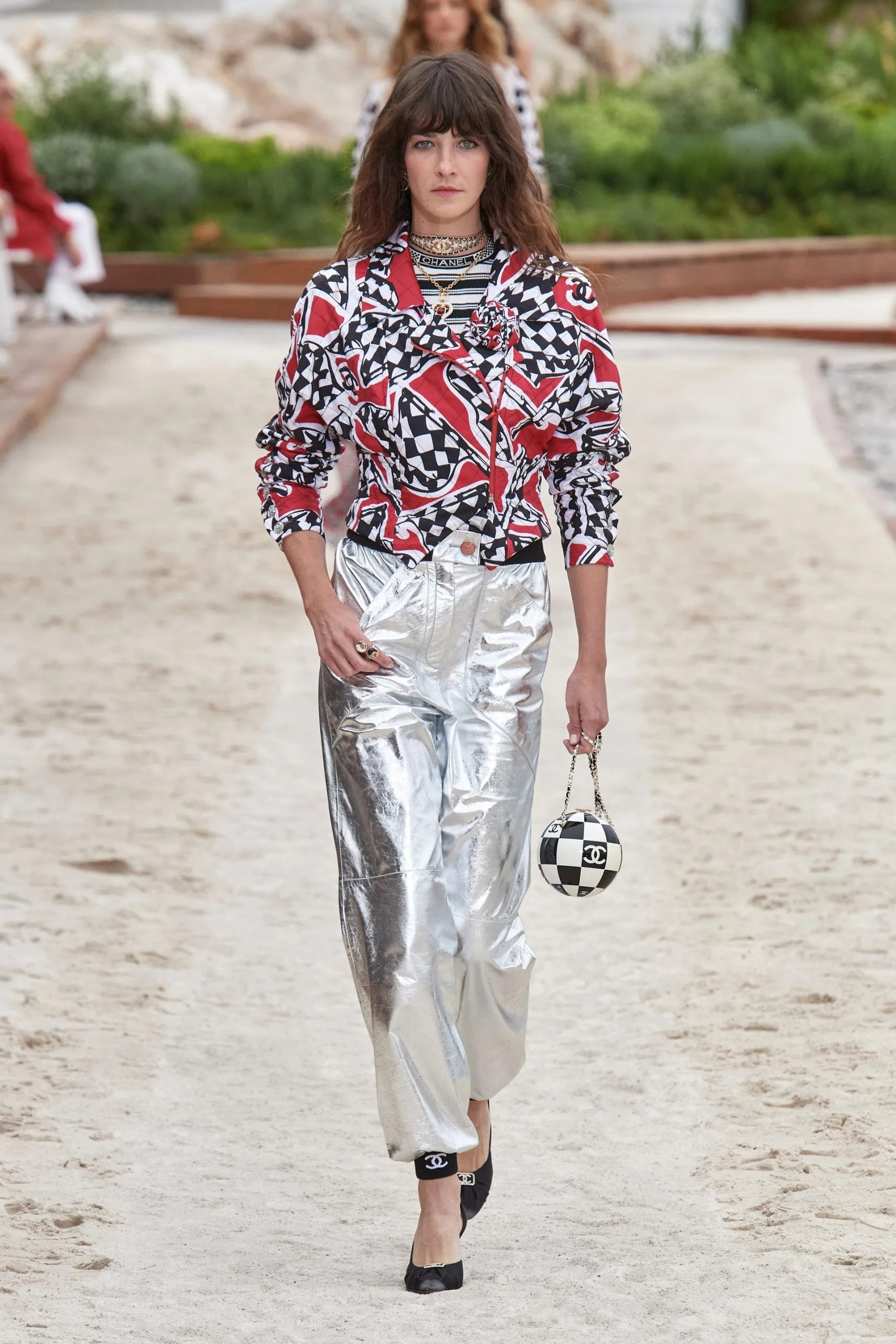 Chanel Cruise 2023 look 19