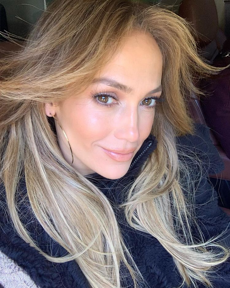 Jennifer Lopez thực hiện chế độ ăn eat clean