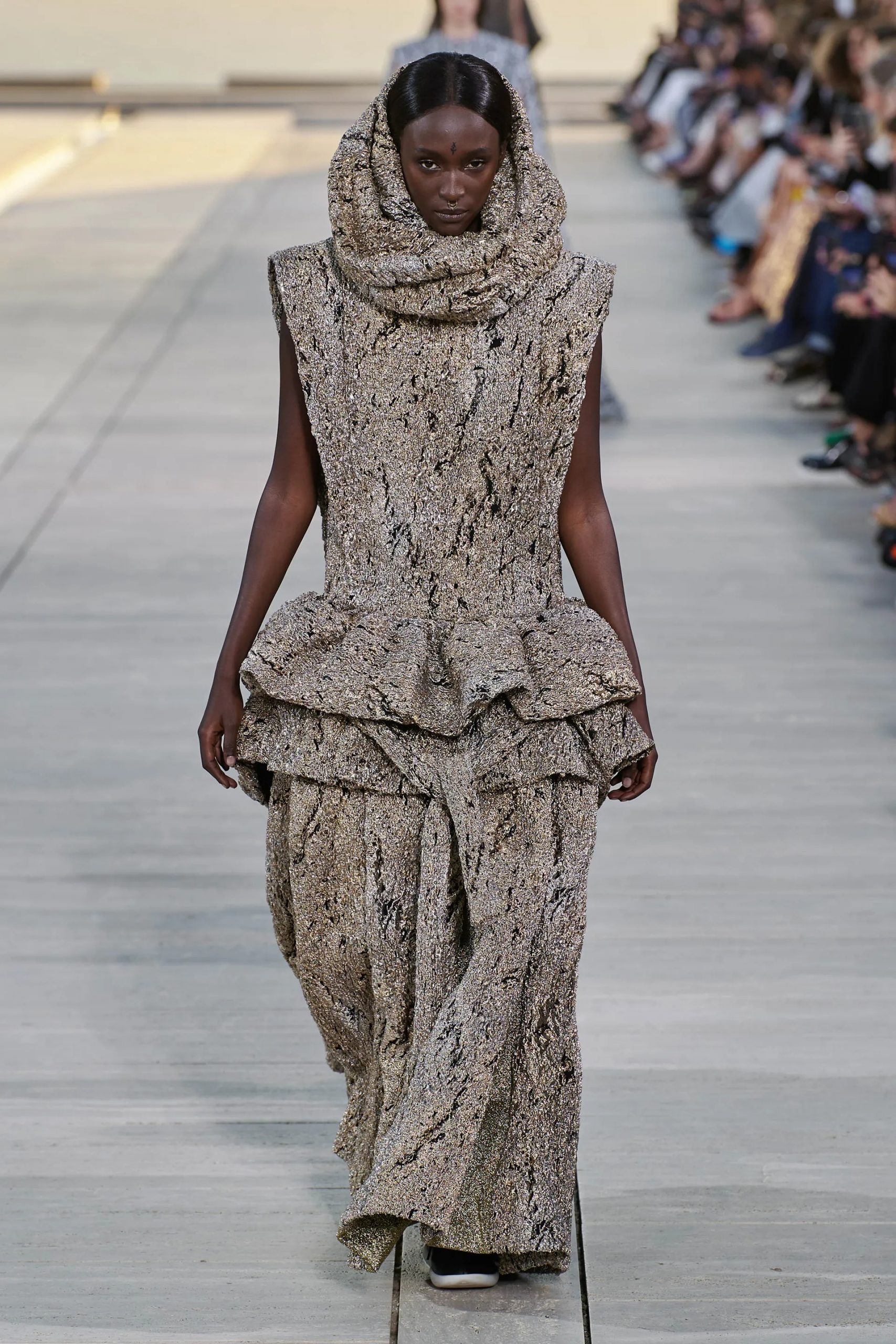 Louis Vuitton Cruise 2023 look 1