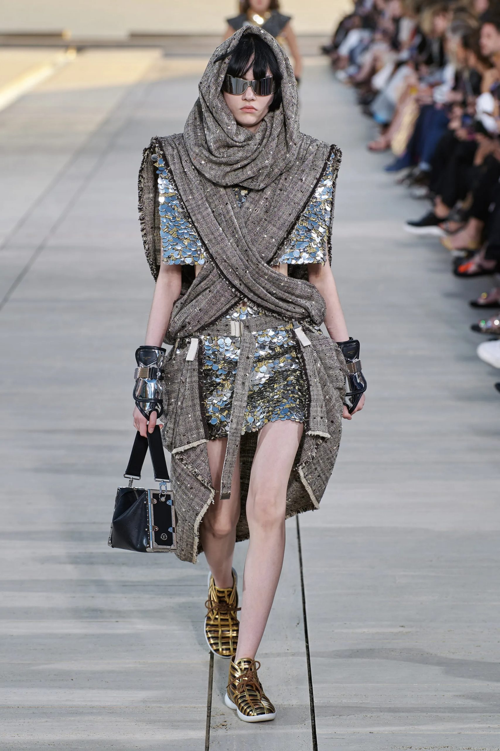 Louis Vuitton Cruise 2023 look 10