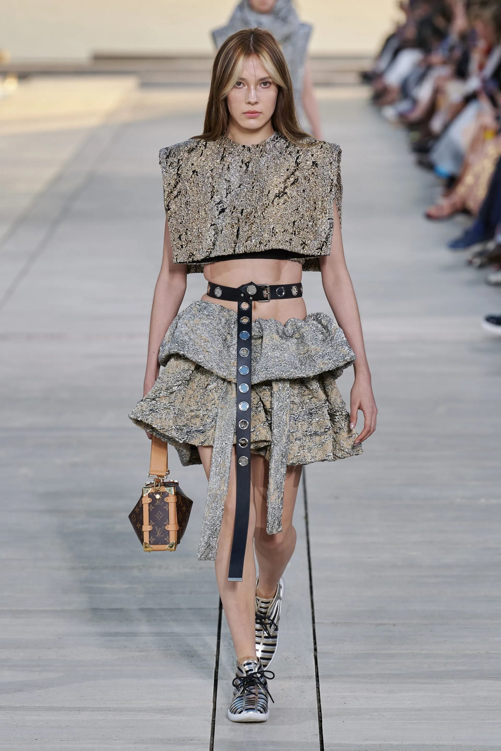 Louis Vuitton Cruise 2023 look 4