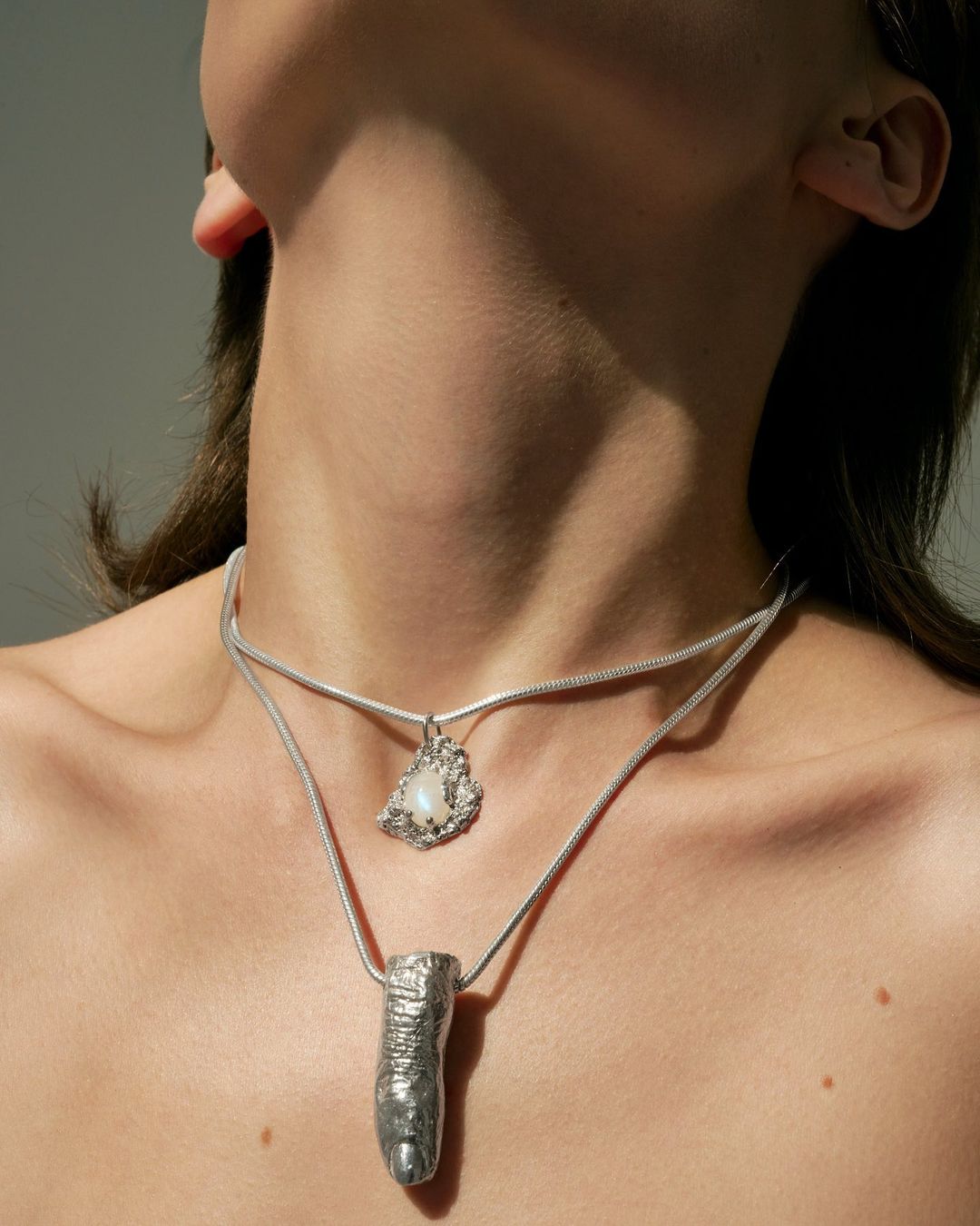 dây chuyền đá moonstone của Scraw
