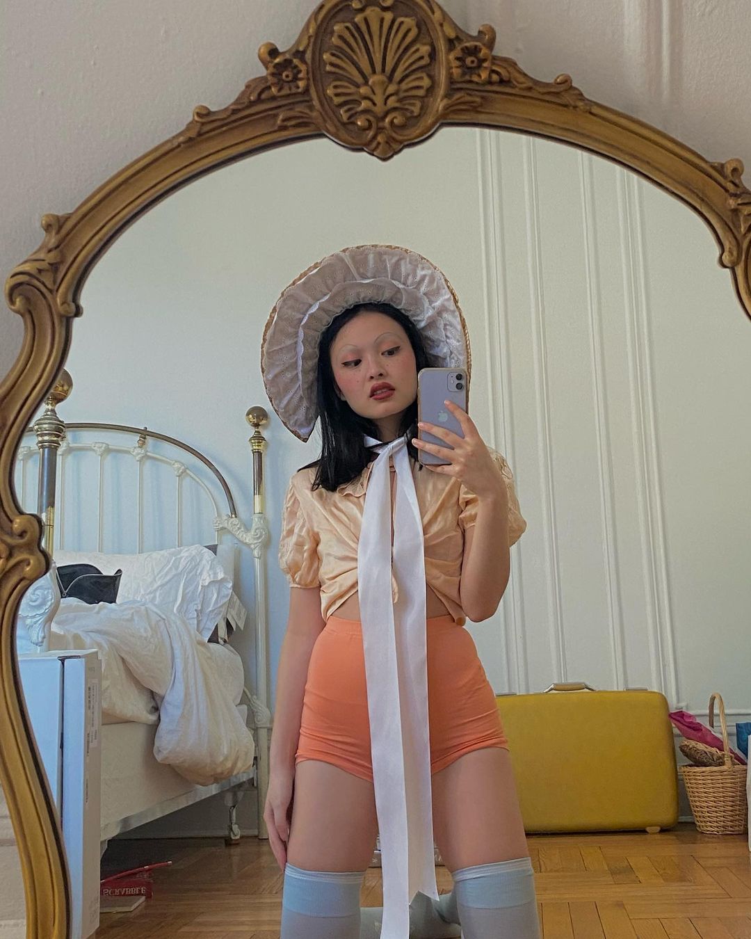Mina Le và phong cách lolitacore trong bức ảnh Instagram