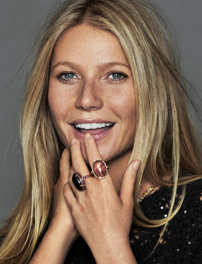 Gwyneth Paltrow uống sữa hạt bơ hạnh nhân 