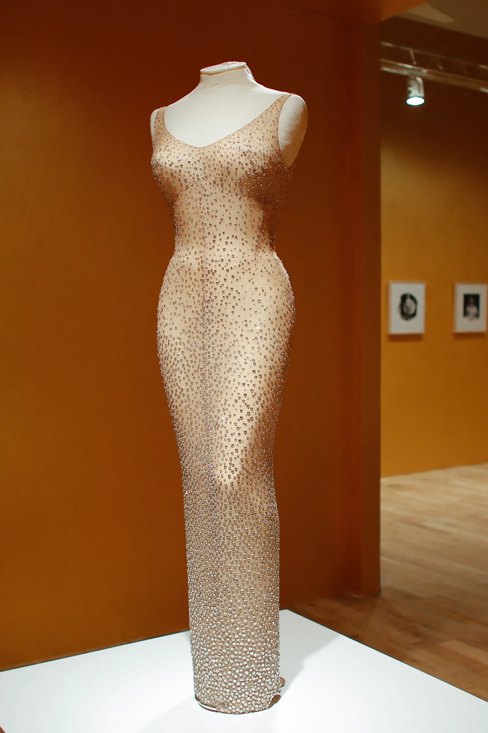 váy Marilyn Monroe được trưng bày trong bảo tàng Ripley