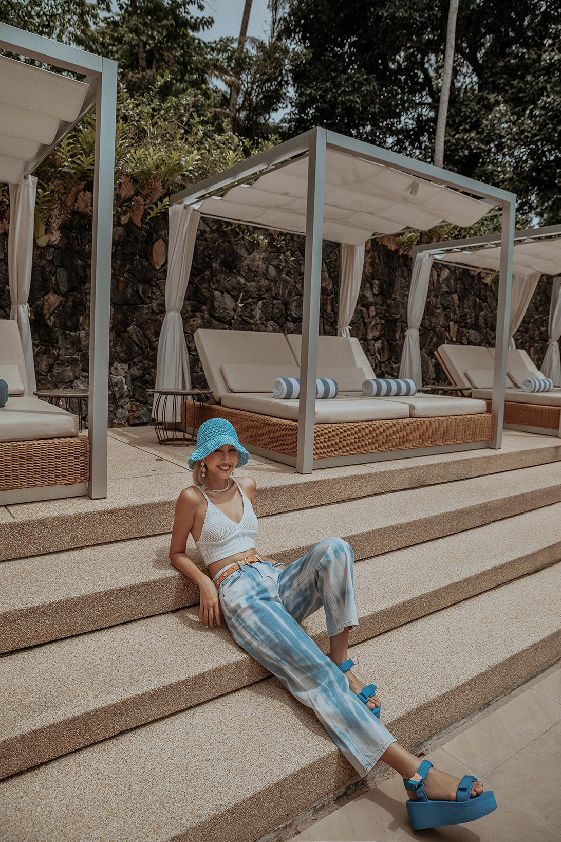 Quỳnh Anh Shyn đồng hành cùng H&M tại Hotel Hennes