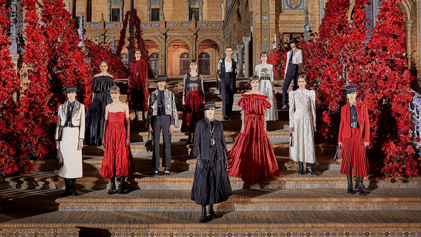 Dior XuânHè 2023 Lời tự truyện của Catherine de Medici  ELLE