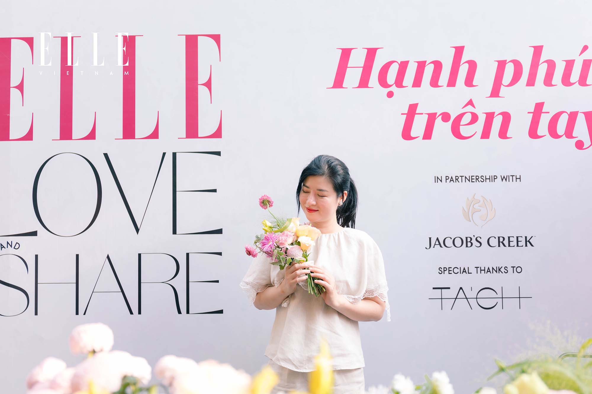 ELLE Love and Share hạnh phúc trên tay