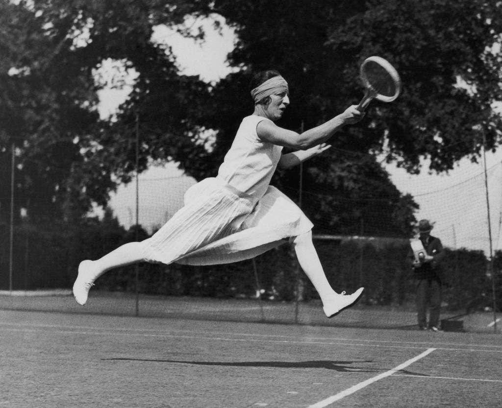 wimbledon trang phuc mau trang vintage credit getty images - Ai cũng mặc màu trắng ở Wimbledon, các tay vợt làm gì để tạo dấu ấn cá nhân?