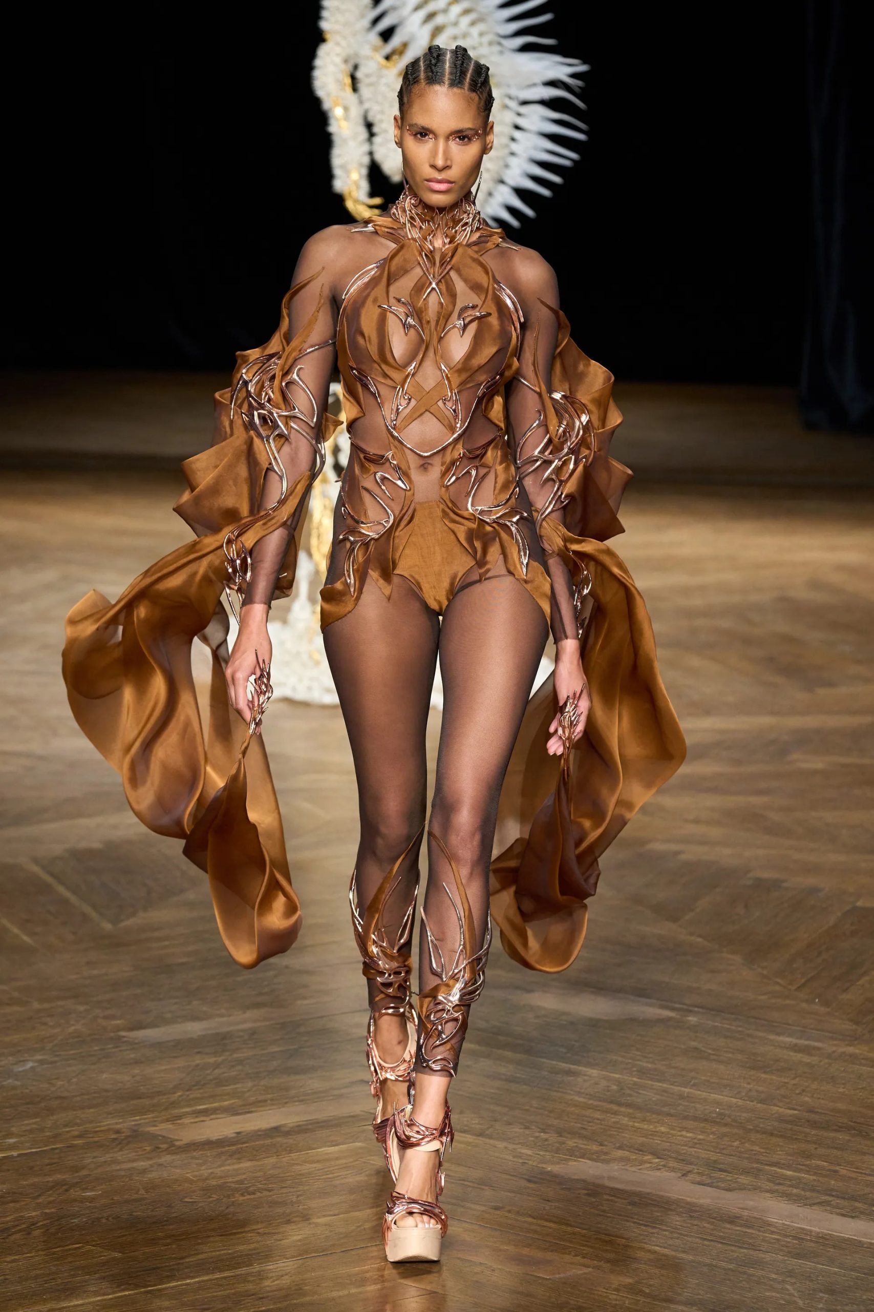 Iris van Herpen HC Thu Đông 2022