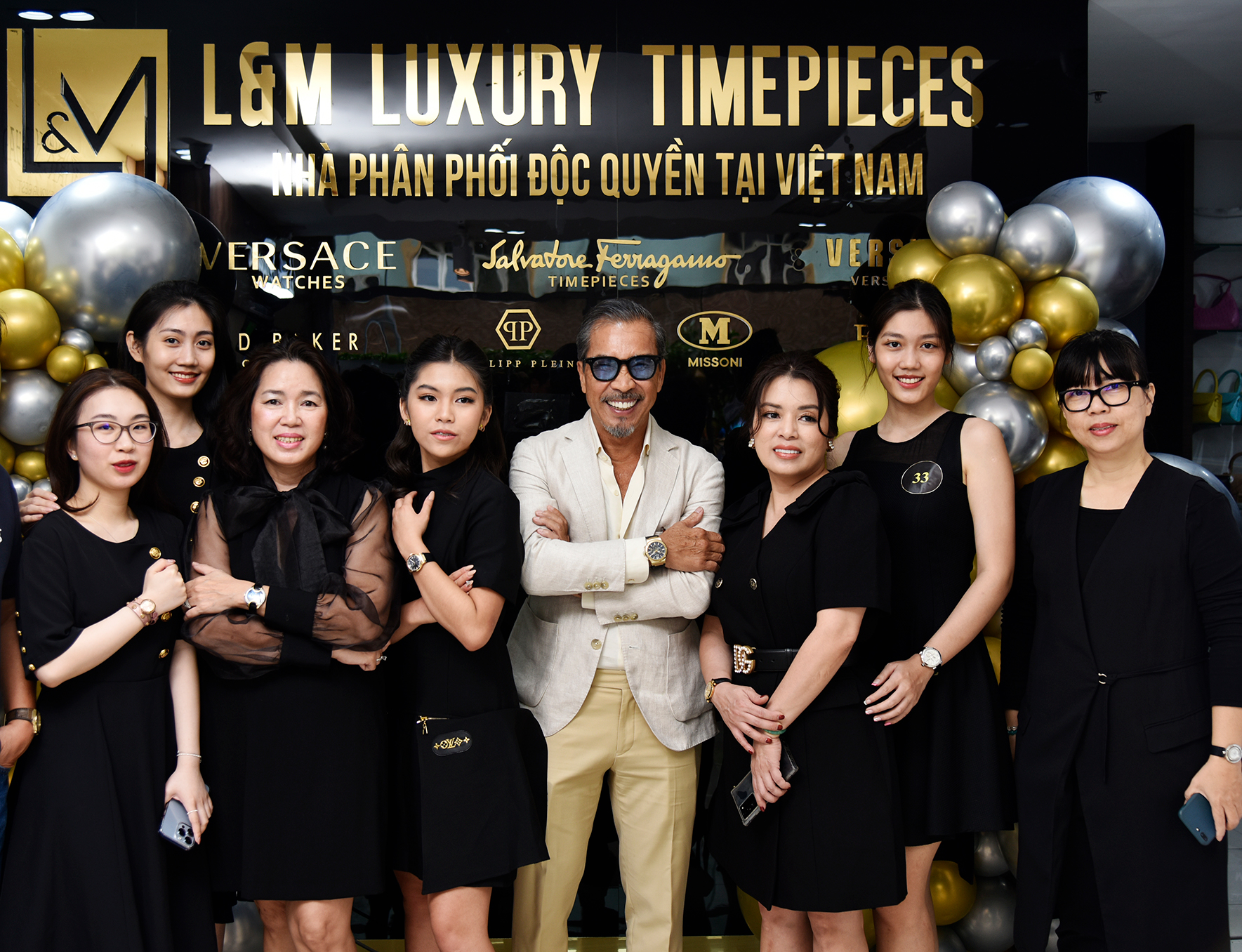 Thuận Nguyễn cửa hàng đồng hồ cao cấp L&M Luxury Timpieces