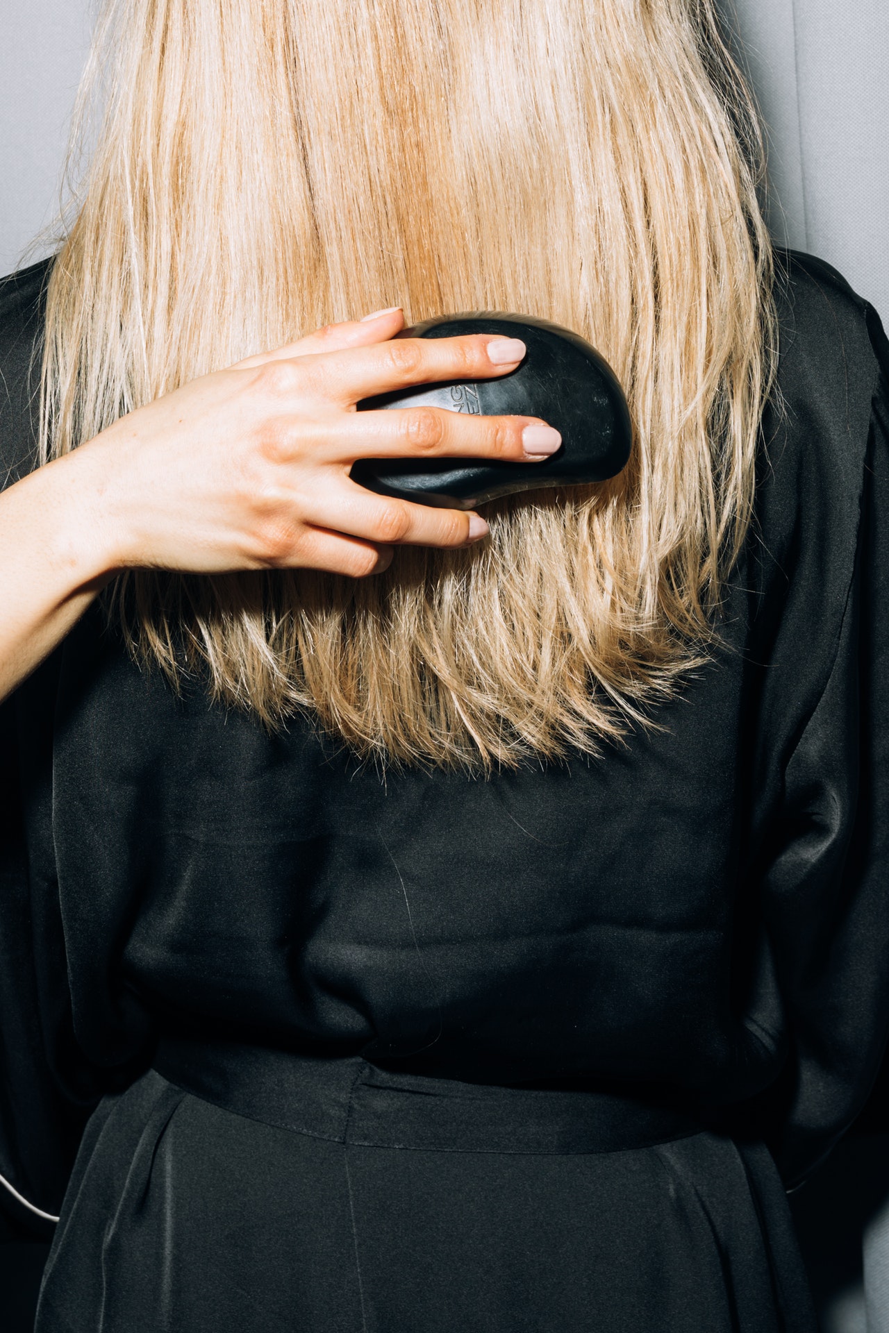 chai toc - Những biện pháp đơn giản giúp bạn đối phó với nỗi lo rụng tóc