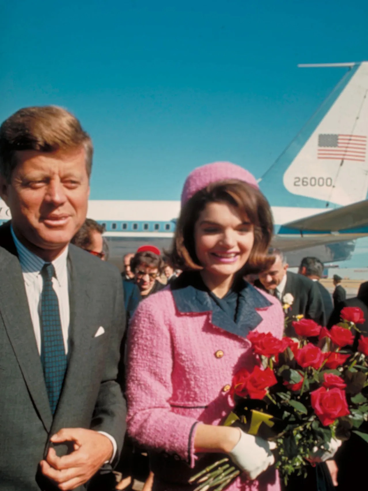 đệ nhất phu nhân jackie kennedy mặc áo khoác chanel