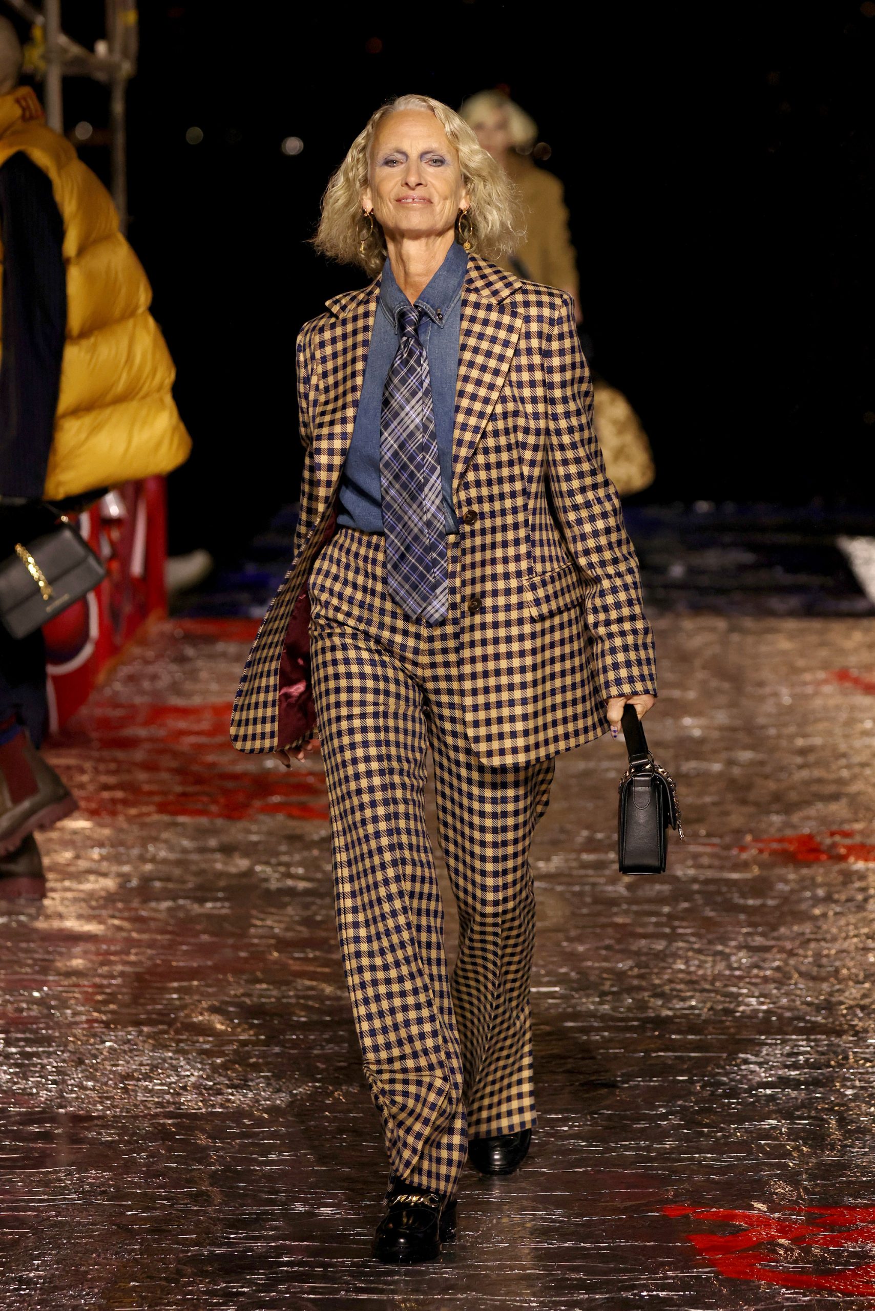 Tommy Hilfiger Thu Đông 2022 look 50