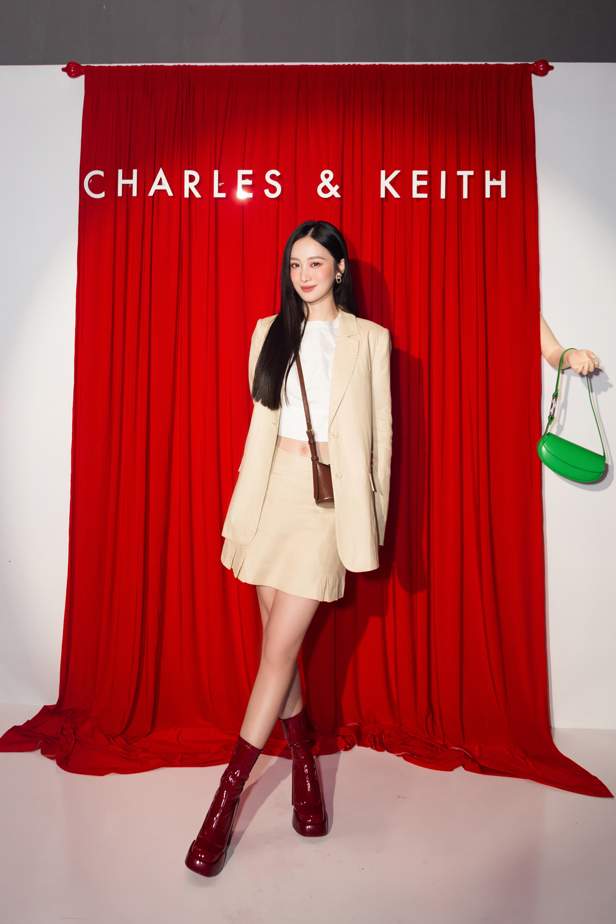 Jun Vũ trong sự kiện CHARLES & KEITH Fall 2022 Launch 