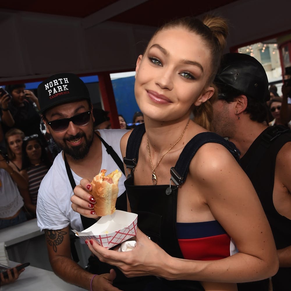 Gigi Hadid eat clean để giữ dáng