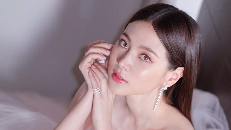Top 10 kem dưỡng thu nhỏ lỗ chân lông bạn nên tìm hiểu | ELLE