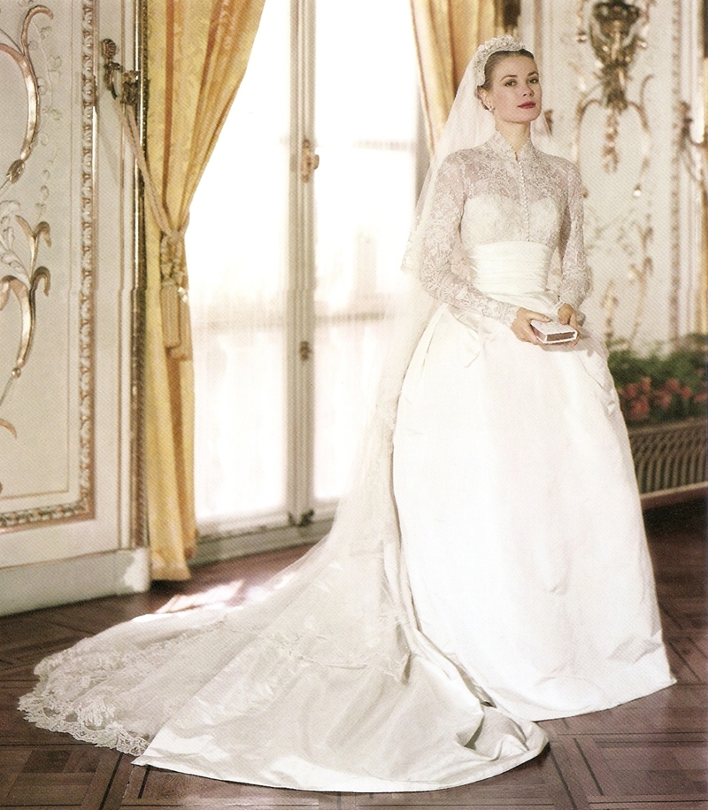 váy cưới ren trắng công nương Grace Kelly