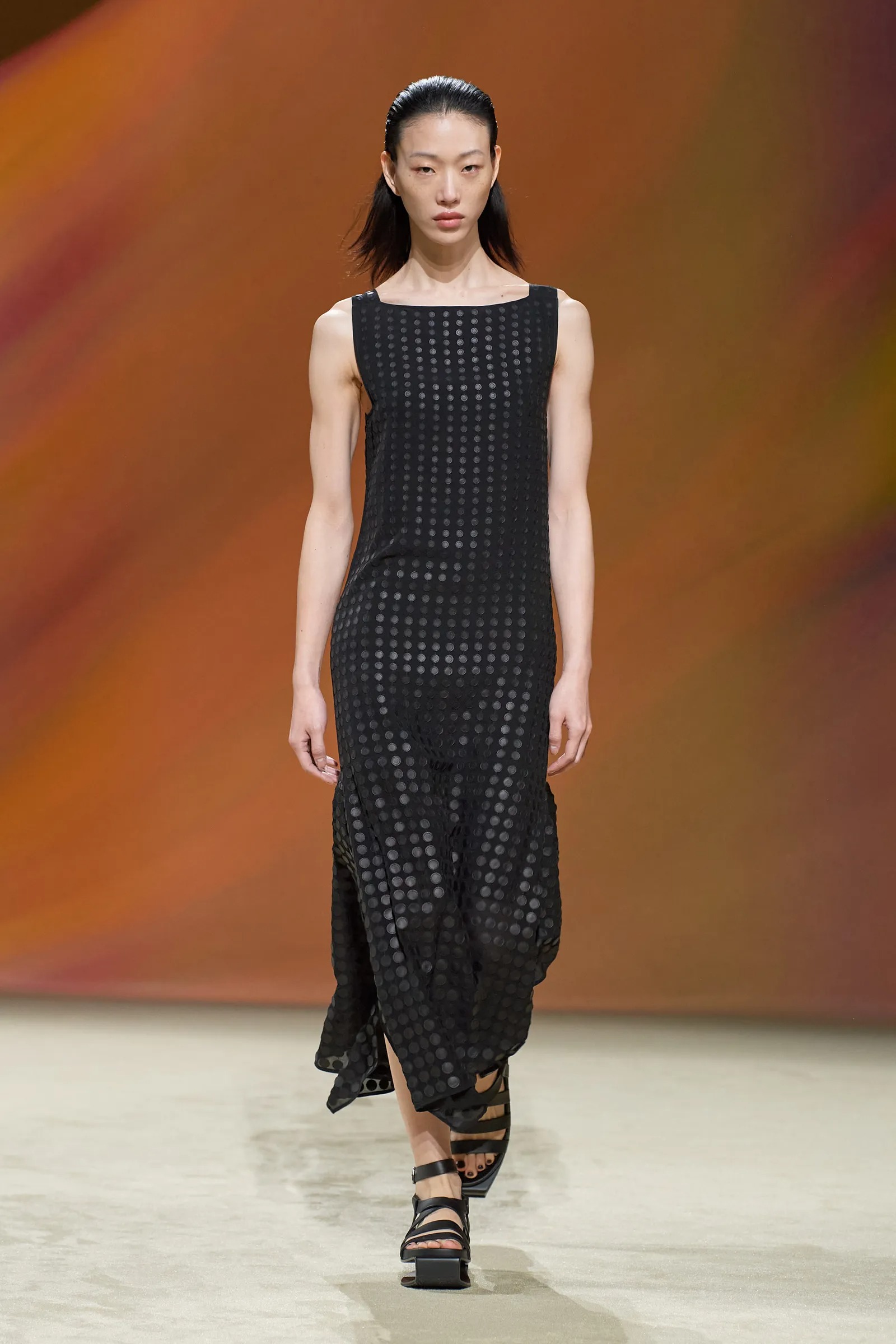 Hermès Xuân Hè 2023 look 40