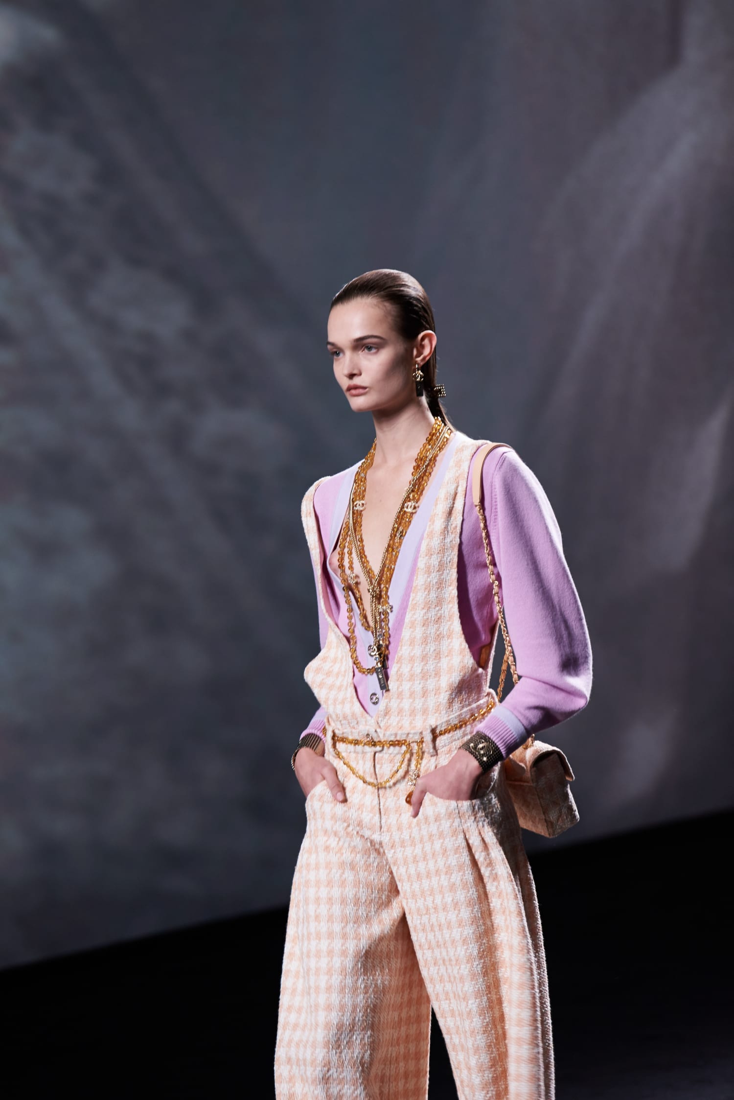 Look 29 trong BST CHANEL RTW Xuân Hè 2023