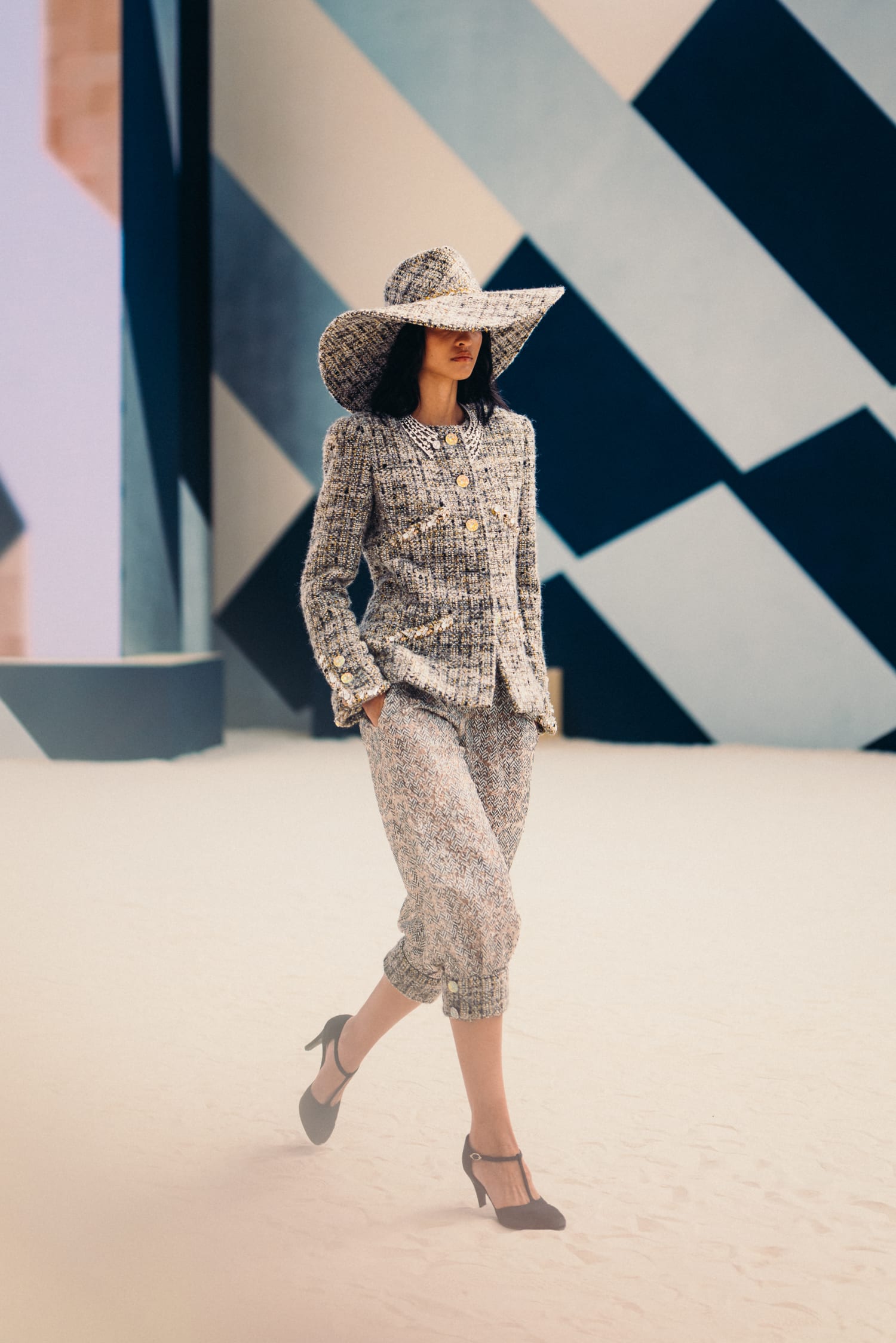 suit tweed CHANEL HC Thu Đông 2022