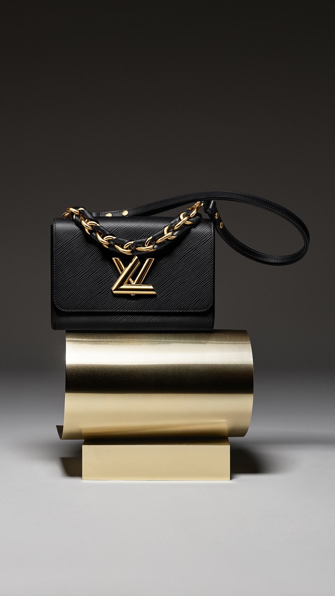 Túi LV Twist màu đen nhà Louis Vuitton