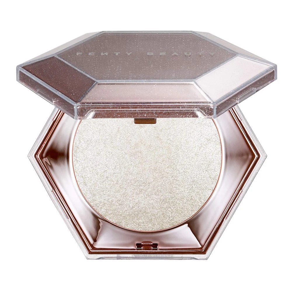 Phấn bắt sáng Fenty Beauty Diamond Bomb.