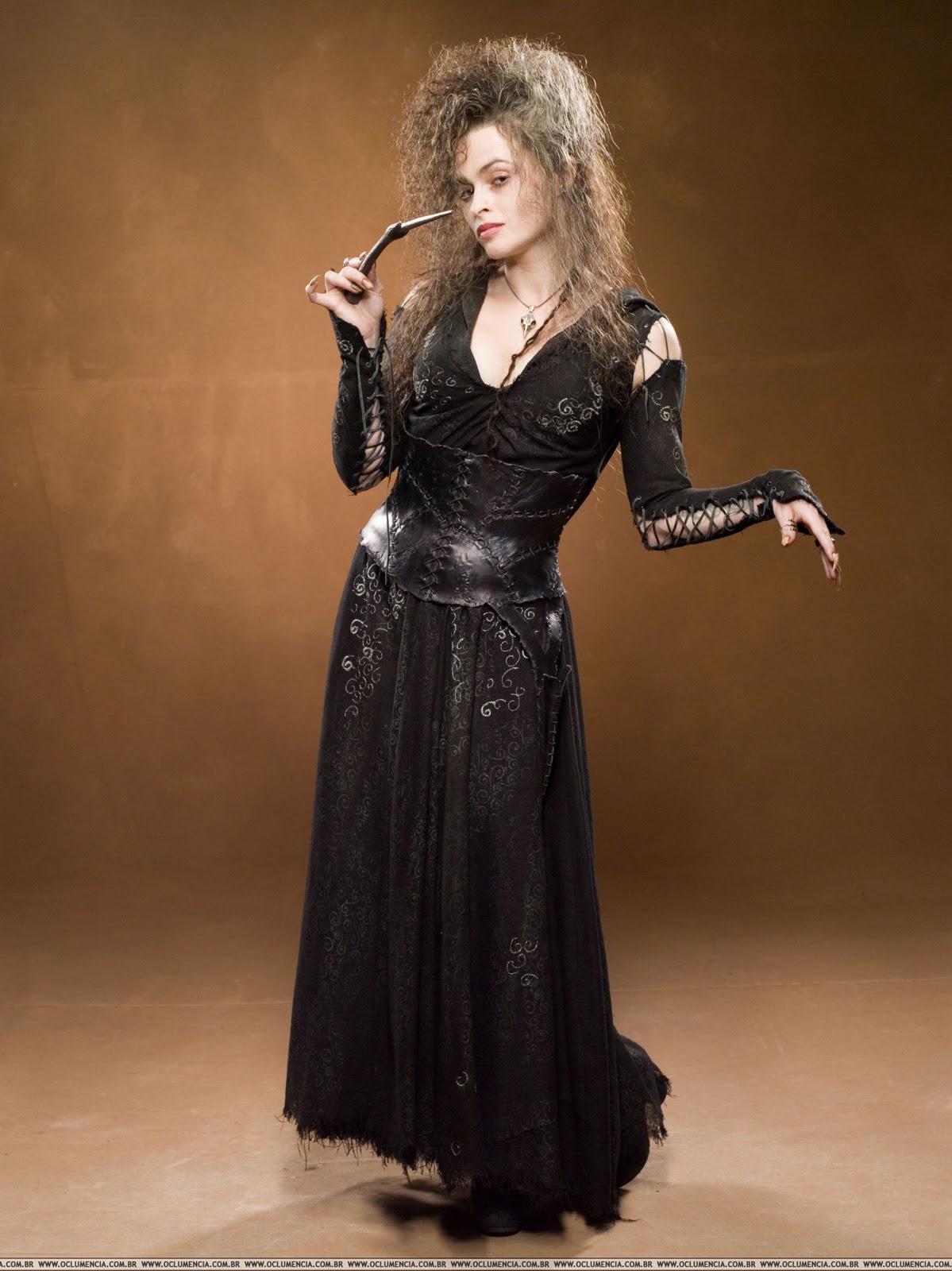 Nữ phản diện Bellatrix Lestrange đại diện phong cách Gothic