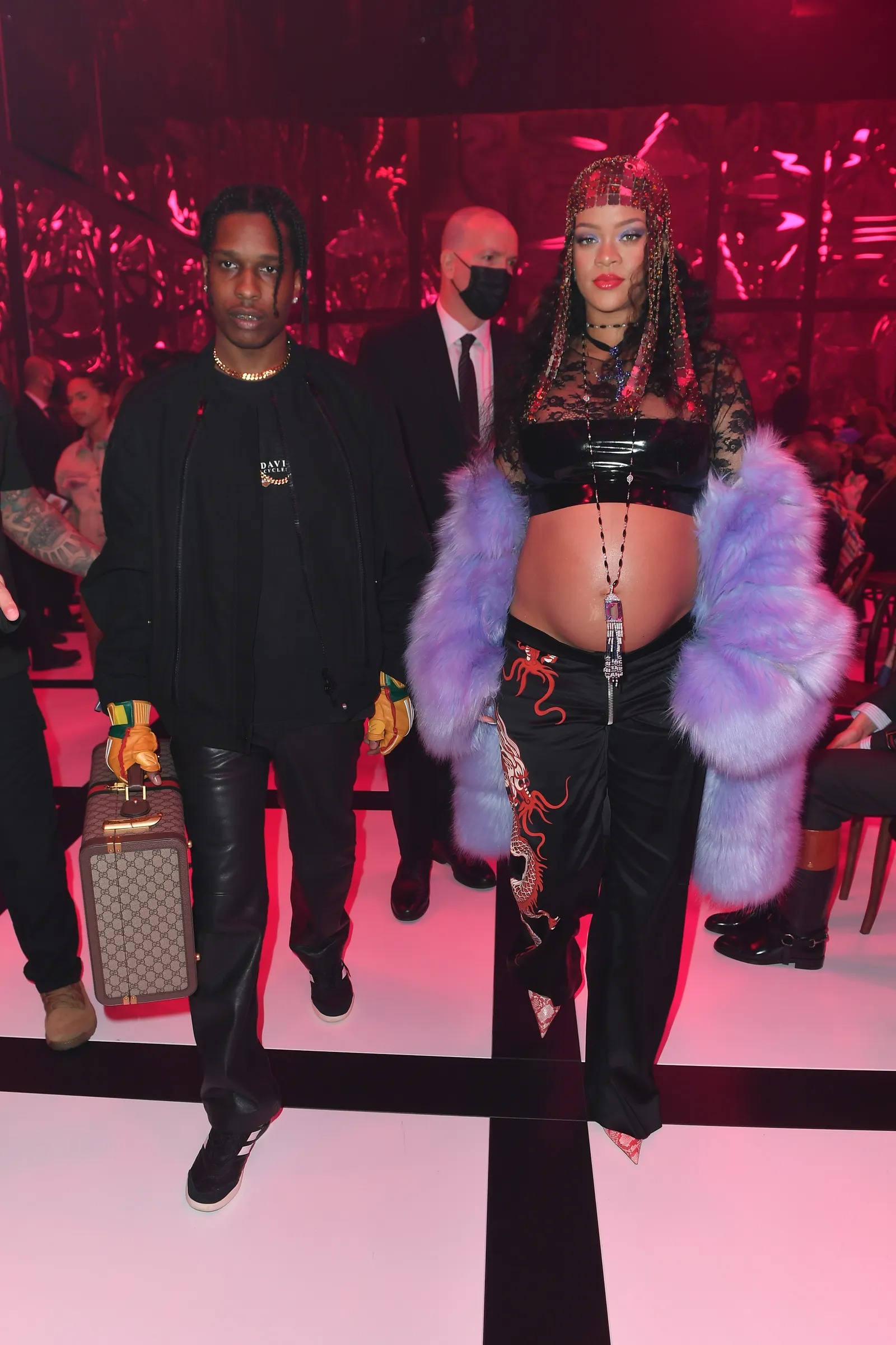 Rihanna và ASAP Rocky tại show diễn của Gucci 