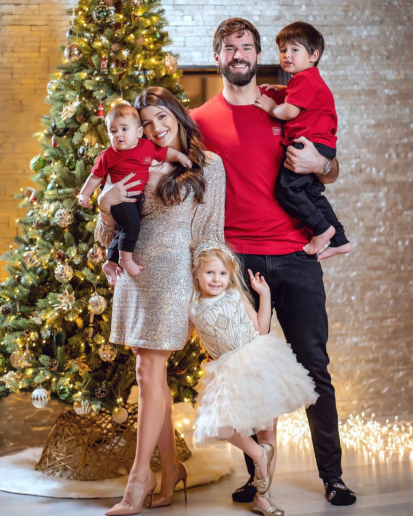 Alisson Becker family