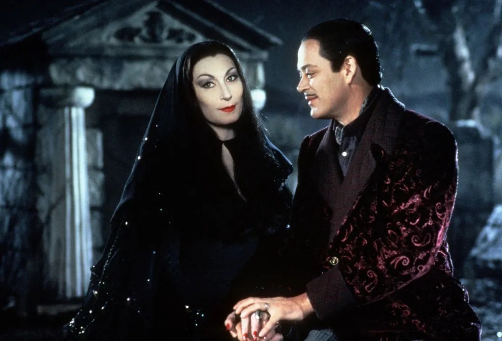 phong cách nhân vật Mortica Addams