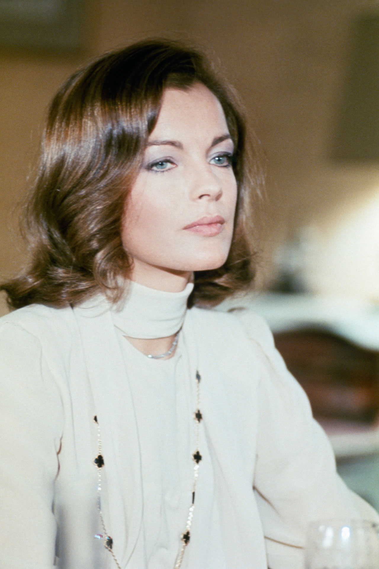 Romy Schneider trang sức Alhambra