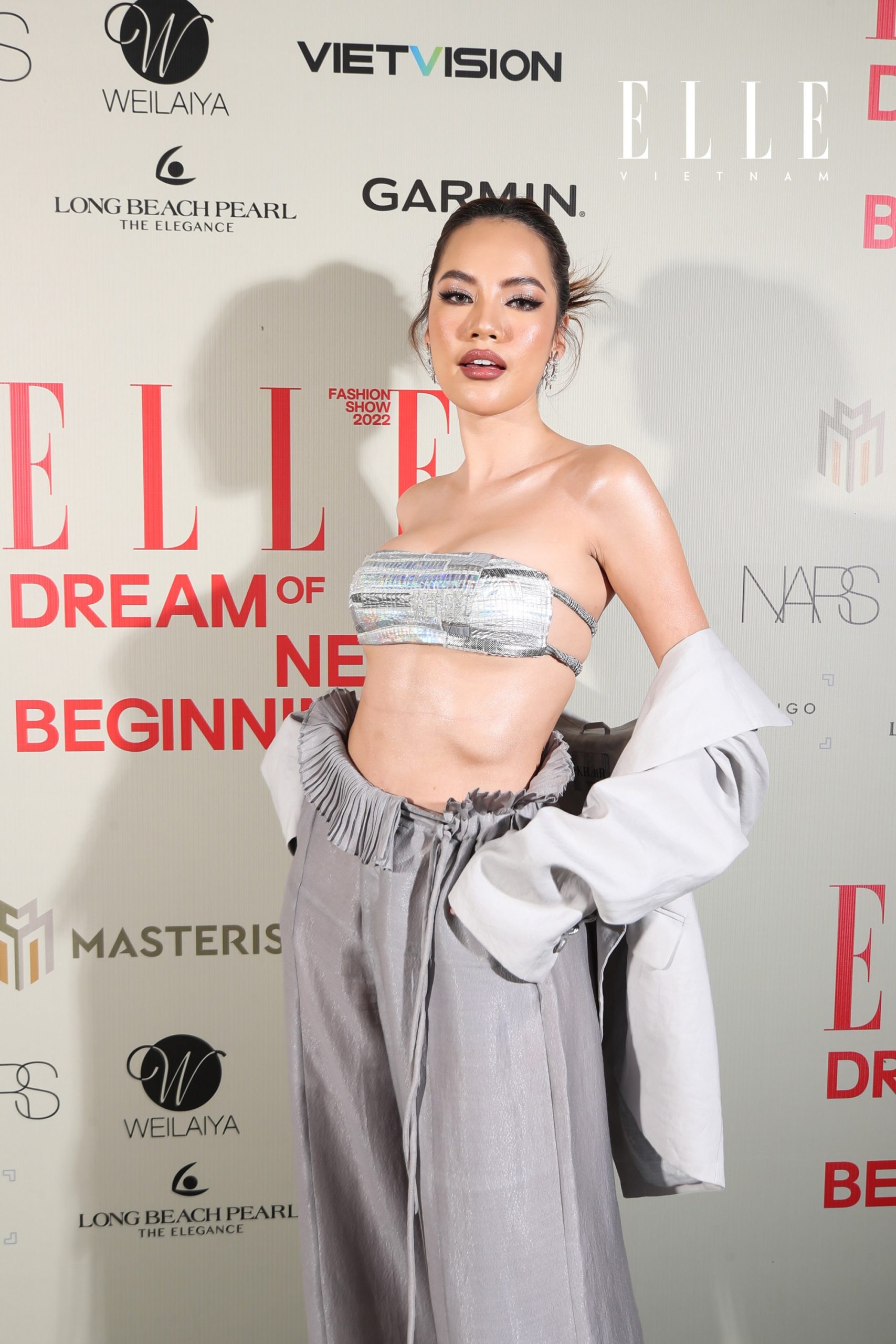 lê hoàng phương tại elle fashion show 2022