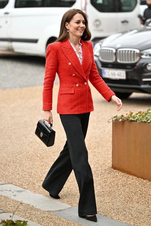 Tweed blazer mang nhãn hiệu Zara. (Ảnh: Getty Images)