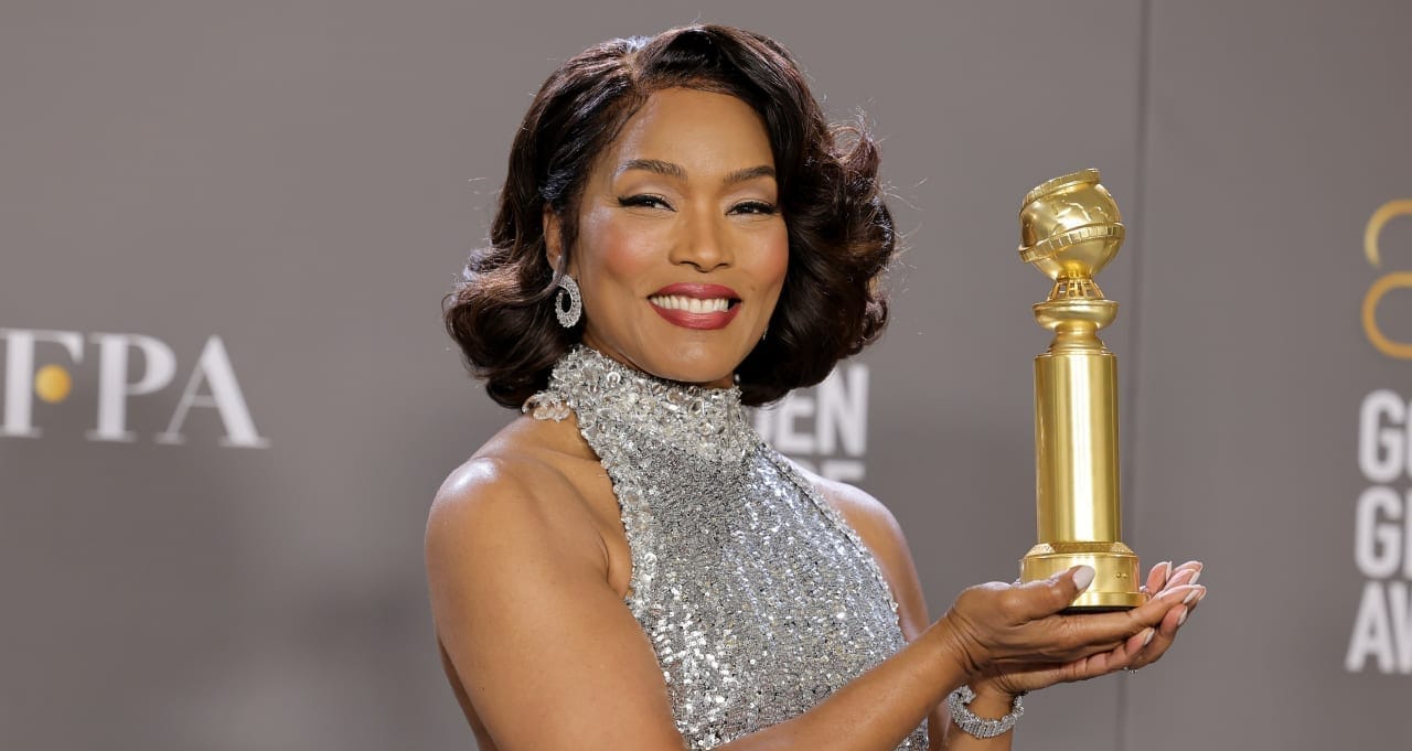 angela bassett Golden Globe Award quả cầu vàng2023 