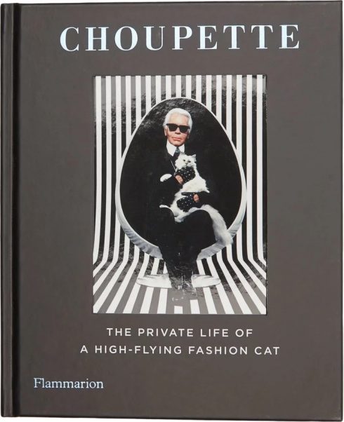 Sách tự truyện về Choupette được xuất bản vào năm 2014. (Ảnh: Thames & Hudson)