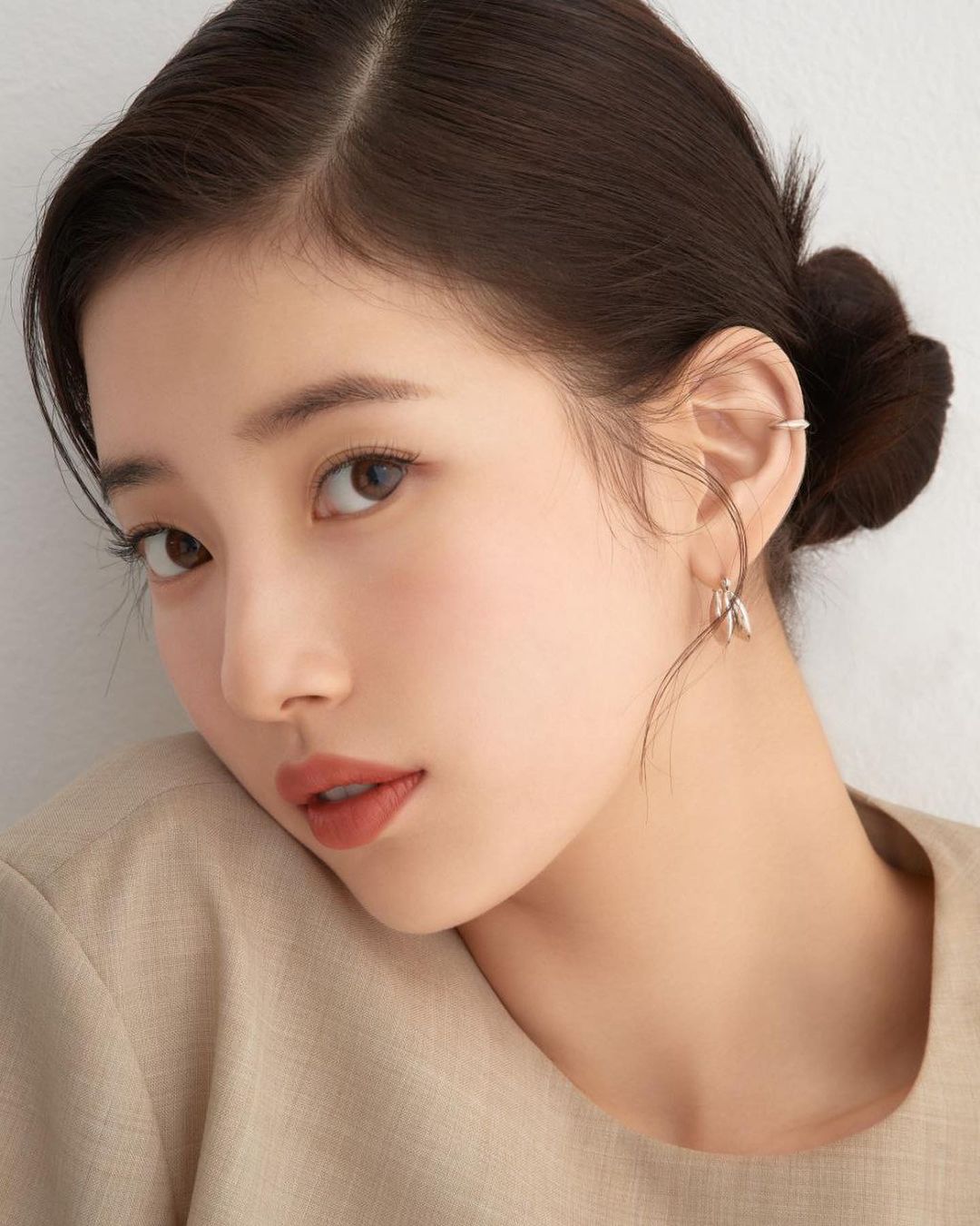 Suzy sao nữ phim Hàn nổi tiếng ở độ tuổi 20