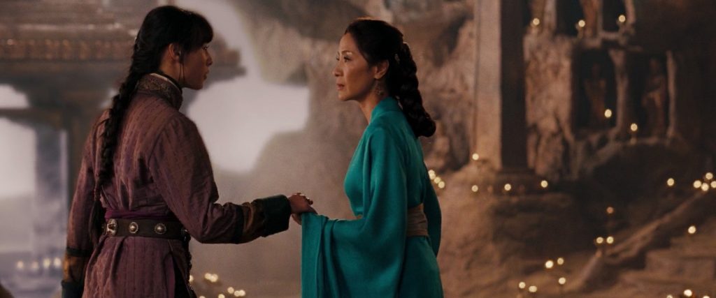 Dương Tử Quỳnh: Biểu tượng gốc Á làm rung chuyển Hollywood ở tuổi U70 duong tu quynh the mummy 3 1024x427 - Dương Tử Quỳnh: Biểu tượng gốc Á làm rung chuyển Hollywood ở tuổi U70