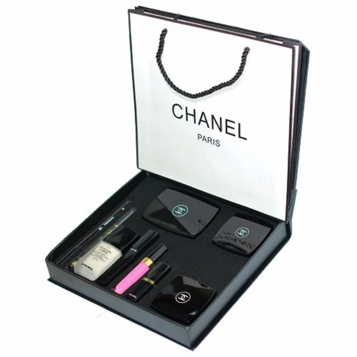 Bộ mỹ phẩm trang điểm CHANEL 9 món 