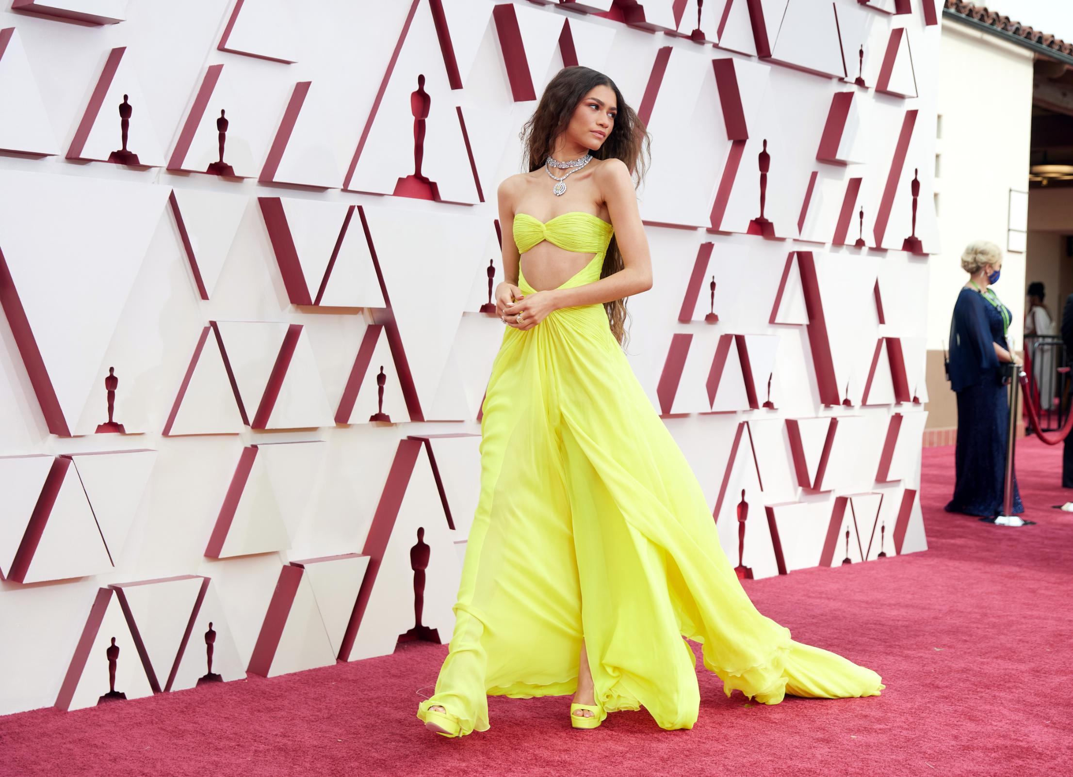 zendaya oscar 2021