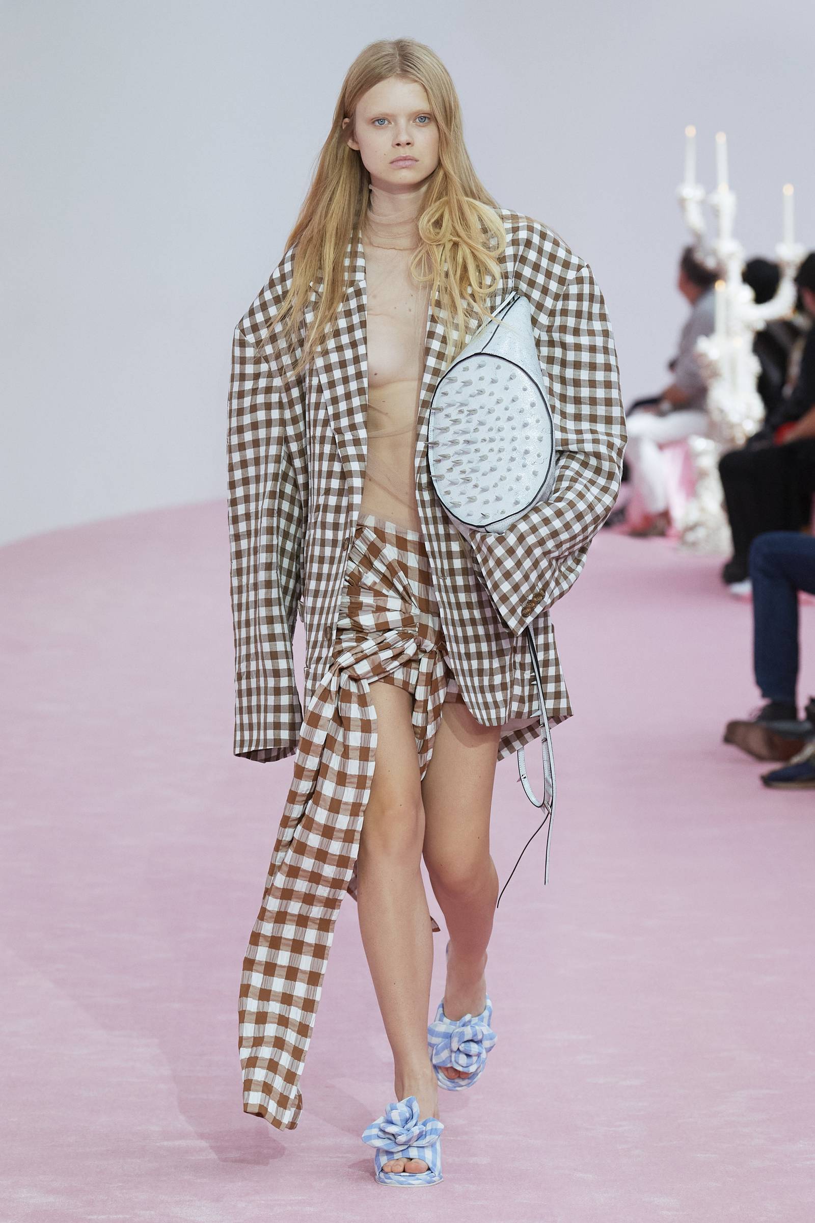 acne studio hoạ tiết gingham