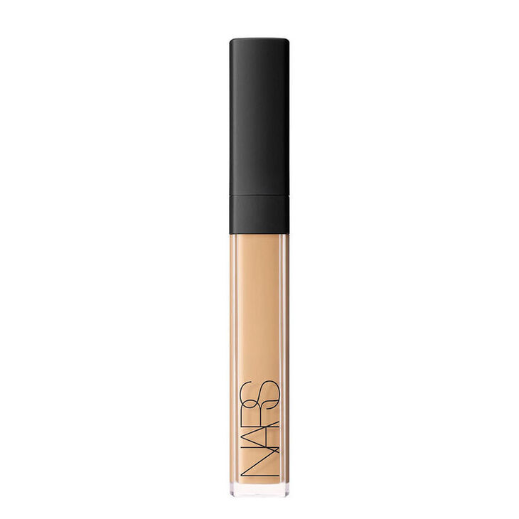 NARS Radiant Creamy Concealer phù hơp phụ nữ trên 40 tuổi