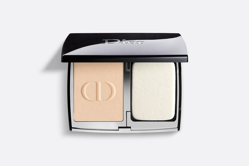 Phấn nền Dior Forever Natural Velvet Compact Foundation