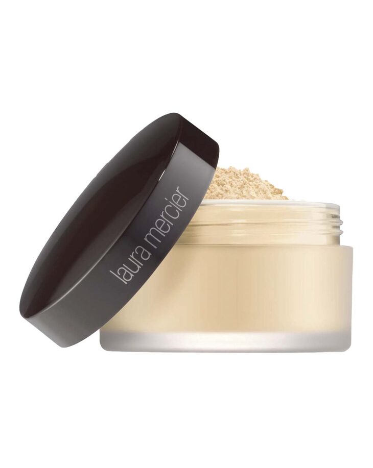 Phấn phủ Laura Mercier Translucent Loose Setting Powder giúp cố định kem nền tránh tạo thành các nếp nhăn