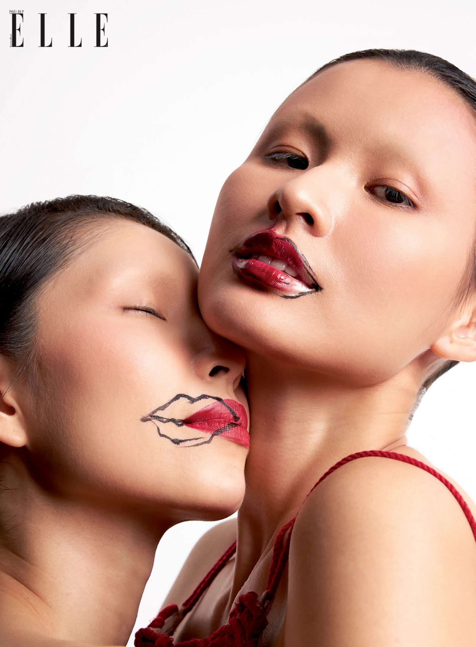 trang điểm kiểu chị em