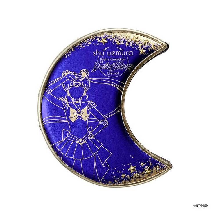 Bảng phấn mắt Moon Crisis Eye Palette trong bộ sưu tập Sailor Moon của thương hiệu Shu Uemura.