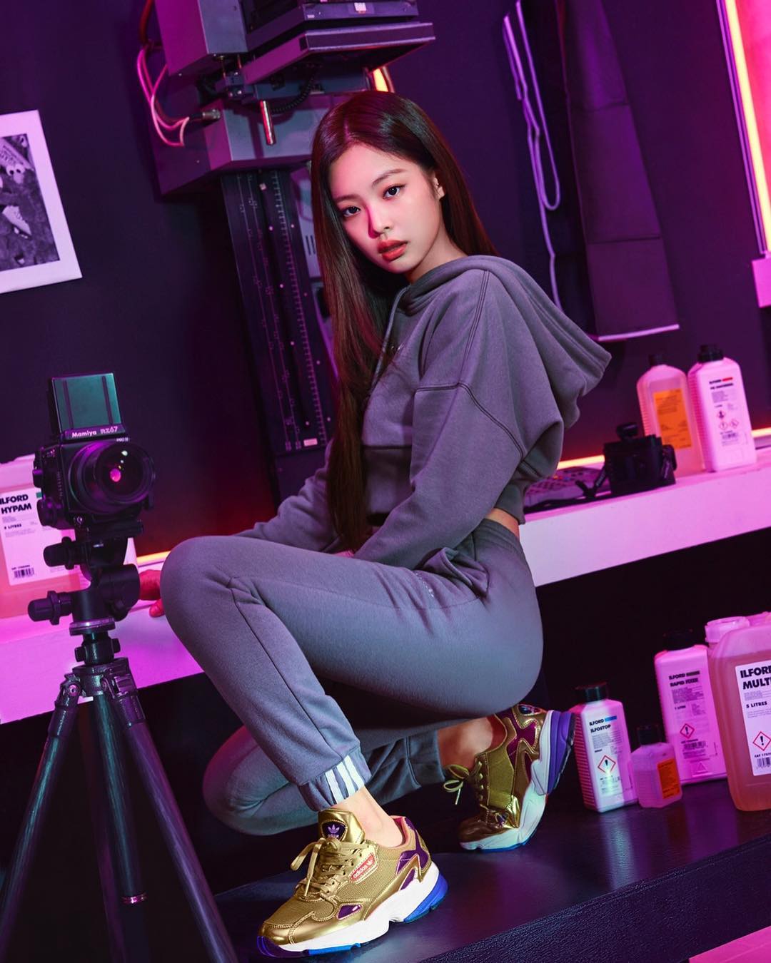 @jennierubyjane diện đồ quần dài thể thao